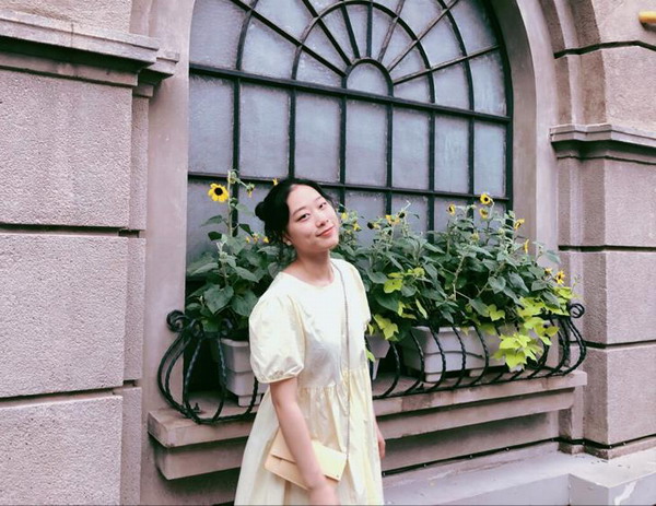 HtAj_1701306598697011349.jpg 2015级优秀校友——刘娅.jpg