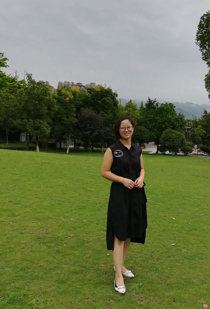 1527755842076086895.jpg 景彦霞.jpg